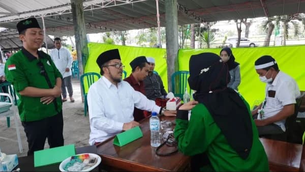 Klinik NU Situbondo Rayakan HUT Ke-78 RI dengan Memberikan Layanan Kesehatan Gratis