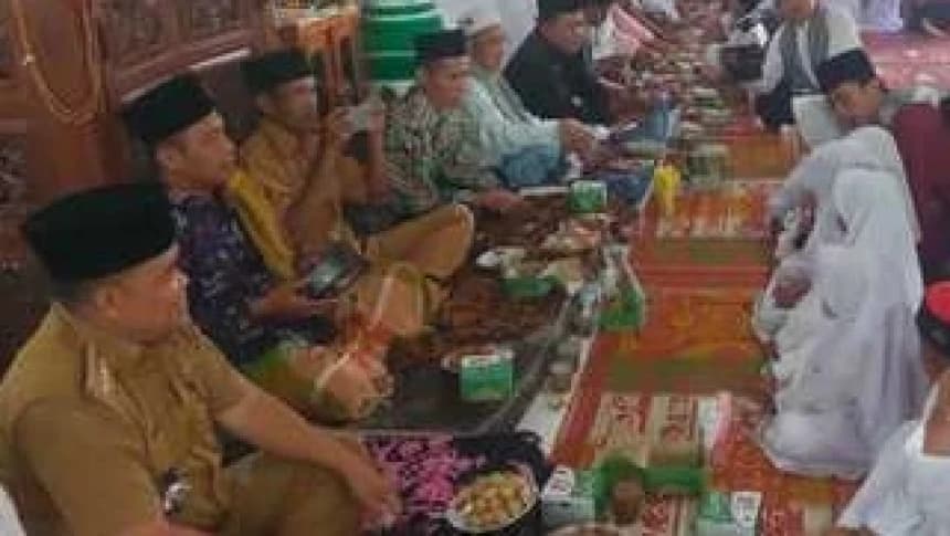 Tradisi Jelang Ramadhan, Muslim Melayu Bersihkan Kuburan, Sembelih Kerbau, dan Imtihan