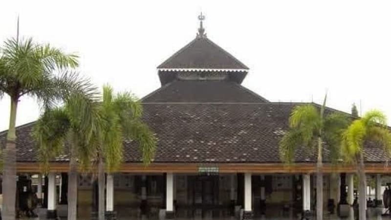 Meluruskan Sejarah Kesultanan Demak