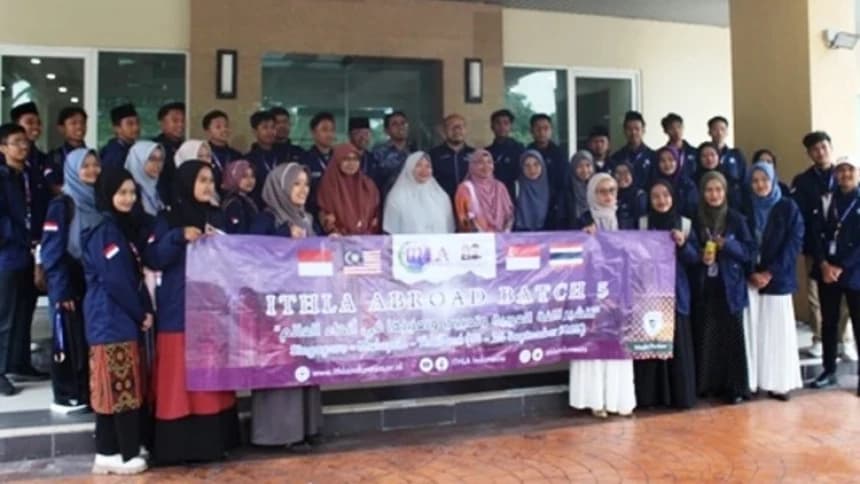 2 Mahasiswi UIN Saizu Purwokerto Wakili Jateng-DIY pada Ithla Abroad 5, Kunjungi 3 Negara