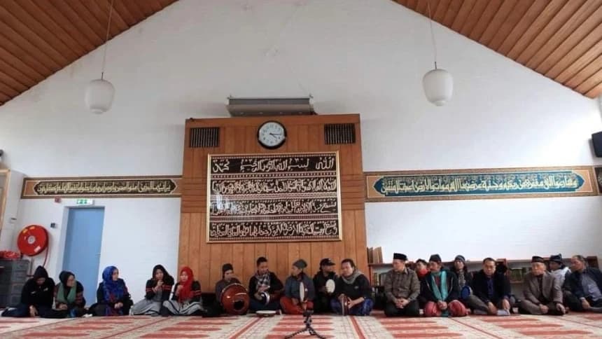 Kitab Bulughul Maram Dikaji di Belanda Selama Ramadhan