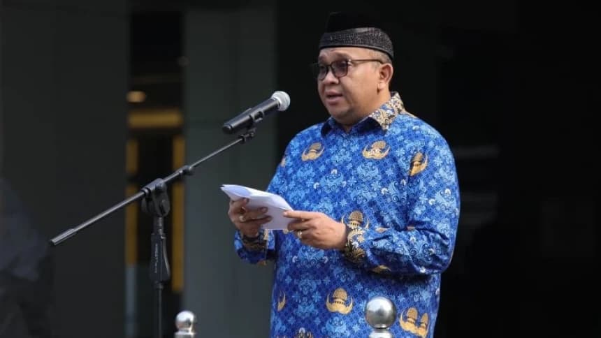 Peringati Hari Pahlawan 2023, Wamenaker: Pahlawan Ajarkan Jangan Jadi Bangsa Pecundang