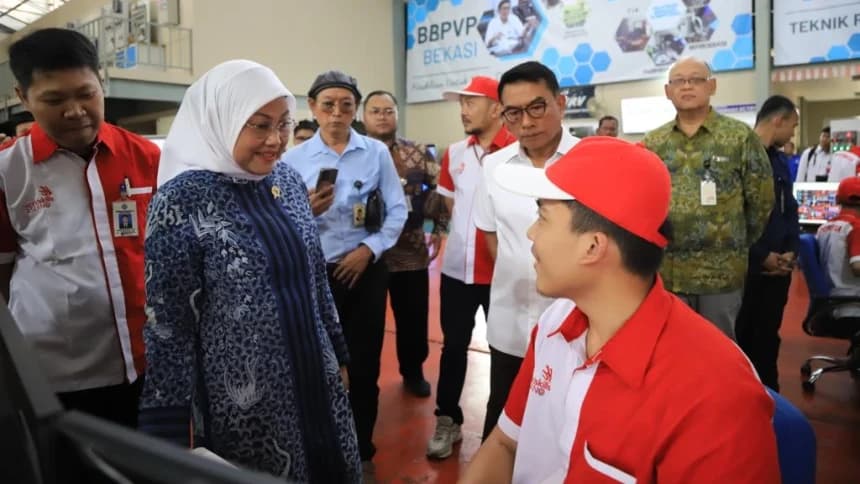 Pastikan Pengembangan SDM Berjalan Baik, Menaker dan KSP Tinjau Pelatihan Vokasi