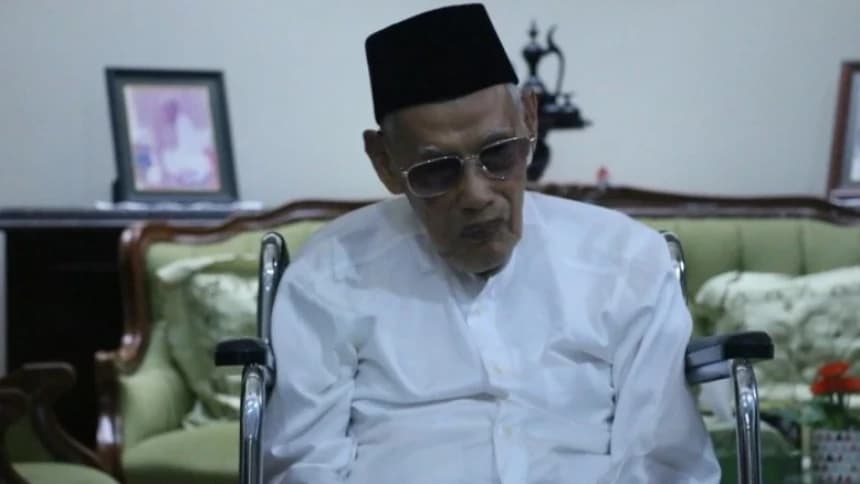Dijenguk Alissa Wahid, KH Ali Yafie Doakan NU di Abad Kedua