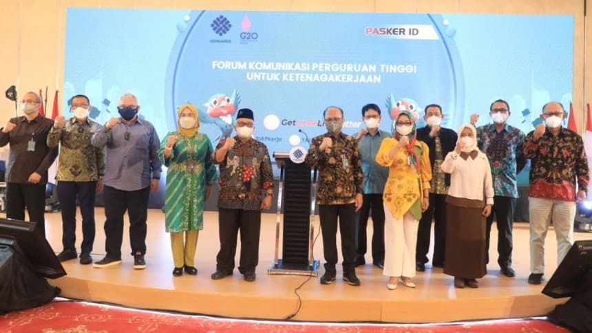 Selaraskan Penyiapan SDM Unggul, Sekjen Kemnaker Dorong Kolaborasi Pemerintah dan Perguruan Tinggi