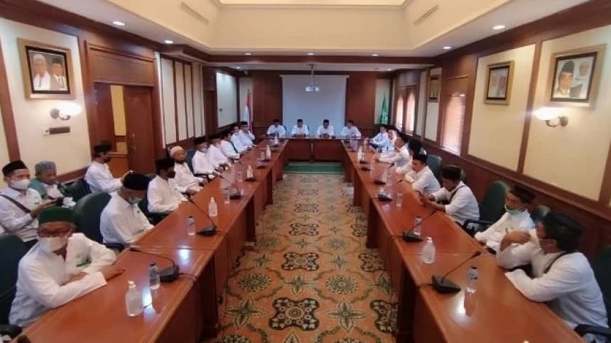 Ranting NU Babakan Karanglewas Banyumas Kunjungi PBNU