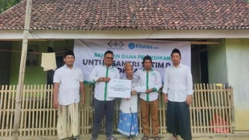 LAZISNU Salurkan Bantuan Pendidikan untuk Santri Yatim dan Difabel di Sampang