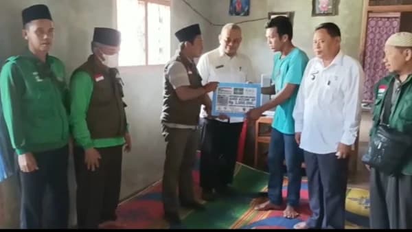 LAZISNU Pringsewu Bantu Pengobatan Bayi Pengidap Hidrosefalus dan Jantung Bocor