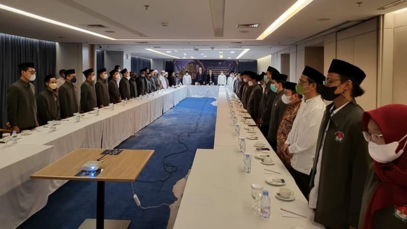 Lepas Mahasiswa Indonesia ke Suriah, Dubes Mun'im: Cintailah Negara Kalian