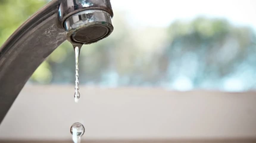 Hukum Mengeluh Kehausan saat Berpuasa