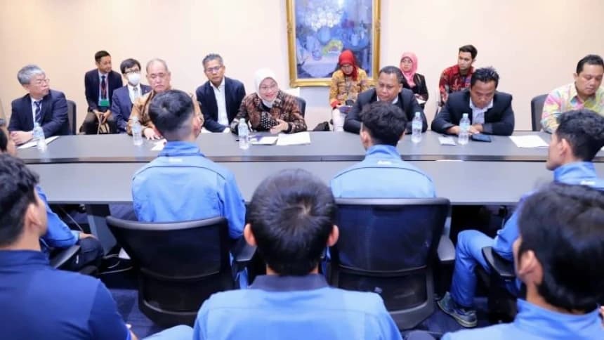 Sapa Peserta Magang di Jepang, Menaker Ida: Jaga Nama Baik Bangsa