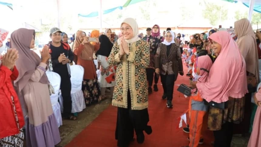 Pesan Menaker Ida di Cilacap: Calon Pekerja ke Luar Negeri Harus Ikuti Prosedur