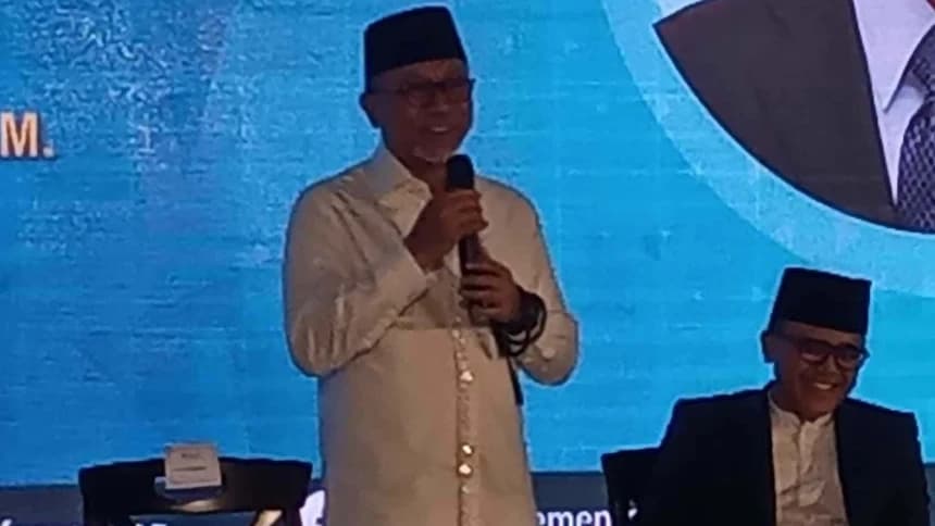 Di Muskerwil NU Jatim Mendag Sampaikan Optimisme Indonesia Selamat dari Ancaman Resesi