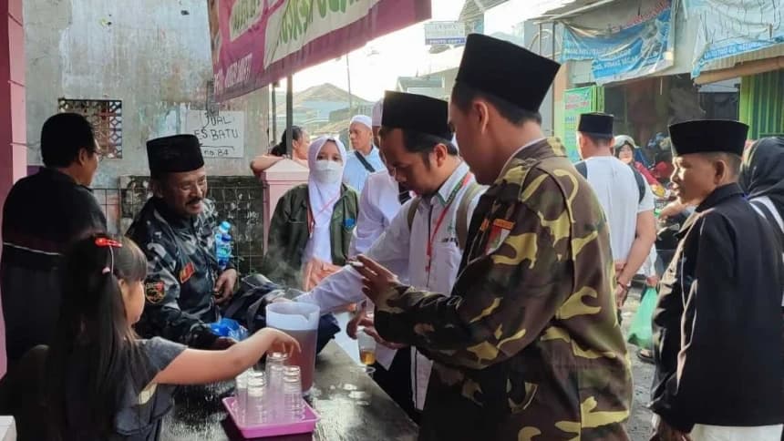 Bersyukur Bisa Berbagi, Berterima Kasih Dapat Menikmati