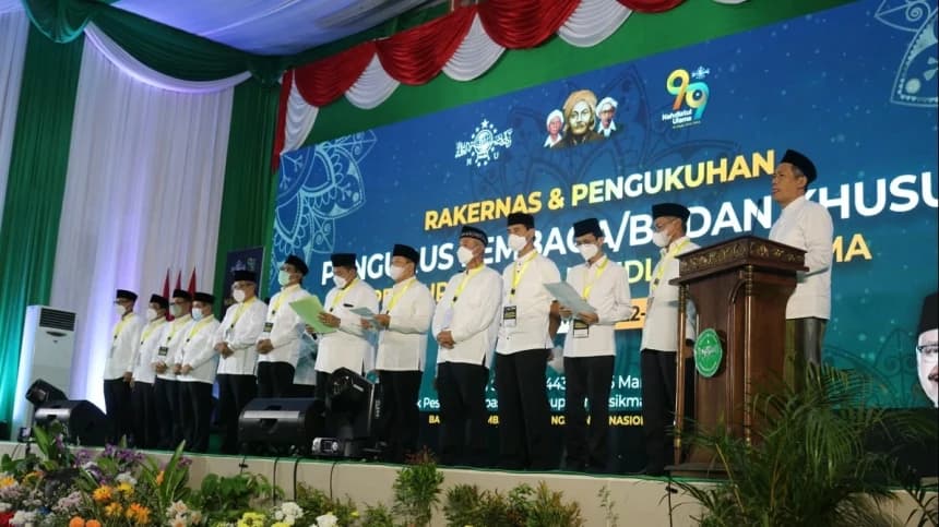 Pakai Celana Panjang, Ketum PBNU: Tanfidziyah Pegawainya Syuriyah