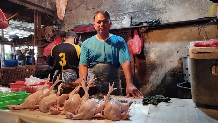 Harga Daging Ayam di Bekasi Tembus Rp65 Ribu, Warga Beralih ke Lele