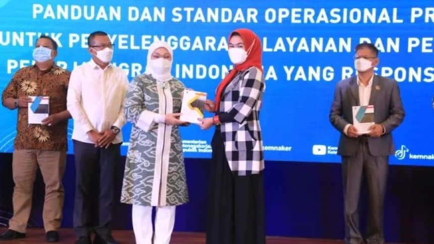 Kemnaker Luncurkan Buku Panduan Pelindungan Pekerja Migran