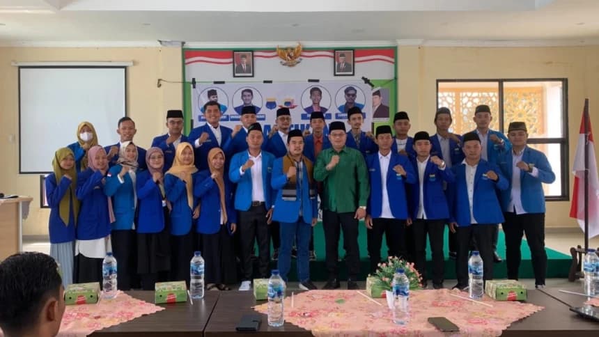 Dilantik, Ketua PMII Padang Diminta Perkuat Falsafah Adat Minang