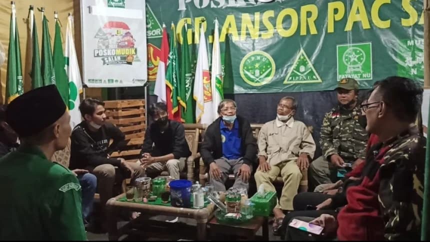 Posko Mudik Ansor Jadi Ajang Silaturahim Relawan Lintas Agama