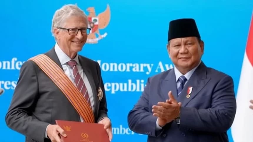 Prabowo Anugerahkan Bintang Jasa Utama kepada Bill Gates dalam Pertemuan Bahas Vaksin dan Kerja Sama Danantara