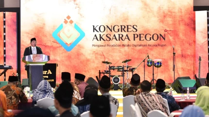 Ali Ramdhani: Aksara Pegon, Sarana Dakwah di Pesantren