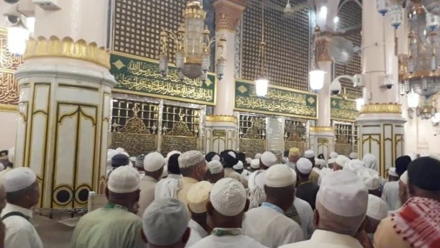 Lebih Tertib, Jamaah Indonesia Masuk Raudlah secara Kolektif