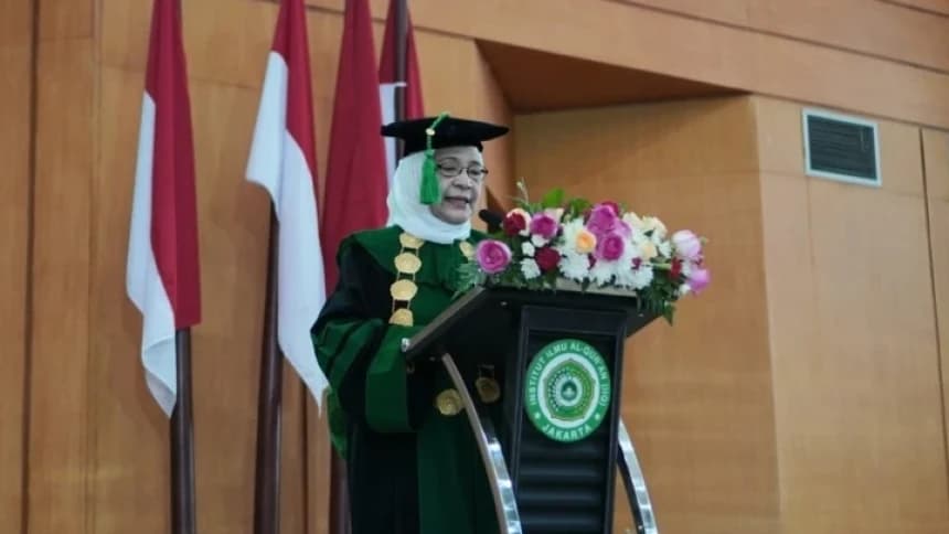Pesan Rektor IIQ Jakarta ke Wisudawan: Miliki Kepekaan Sosial, Sebarkan Moderasi Beragama