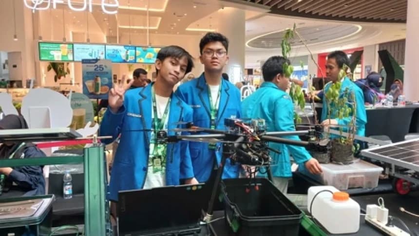 Siswa Madrasah Tunjukkan Proyek Robot Inovatif di Grand Final Kompetisi Robotik 2025