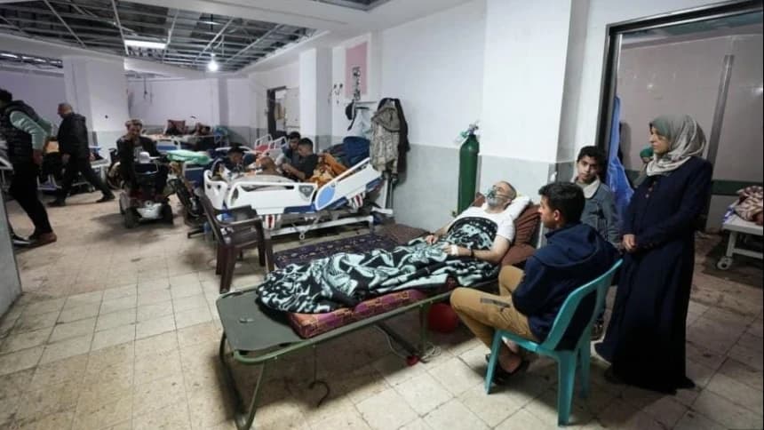 Palestina Krisis Kesehatan Parah, Hanya Lima Dokter Bertahan di RS Al-Aqsa Gaza