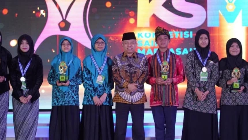 Inilah Daftar Lengkap Peraih Medali di Ajang Kompetisi Sains Madrasah 2022