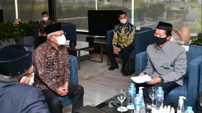 Wapres Minta PCINU Mesir Tingkatkan Literasi Ekonomi Syariah dan Jaga Pola Berpikir Moderat
