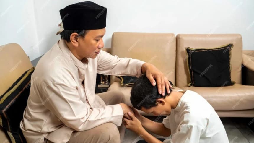 Sungkeman saat Lebaran Idul Fitri, Bagaimana Hukumnya?