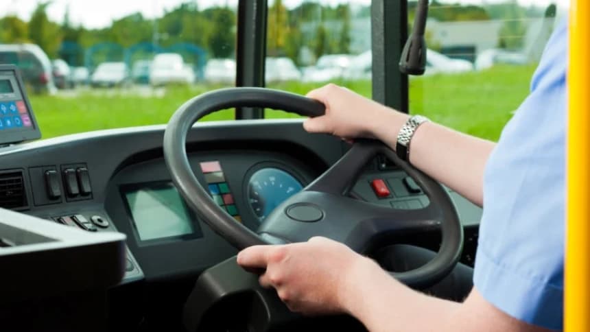 Wajibkah Berpuasa bagi Musafir?