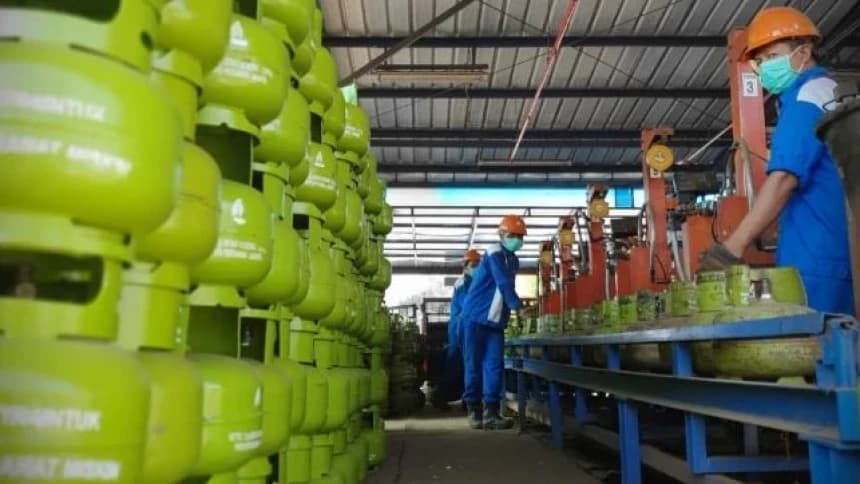 Meski Harga Minyak Dunia Melambung, Pertamina Tegaskan Harga LPG 3 Kg Tetap