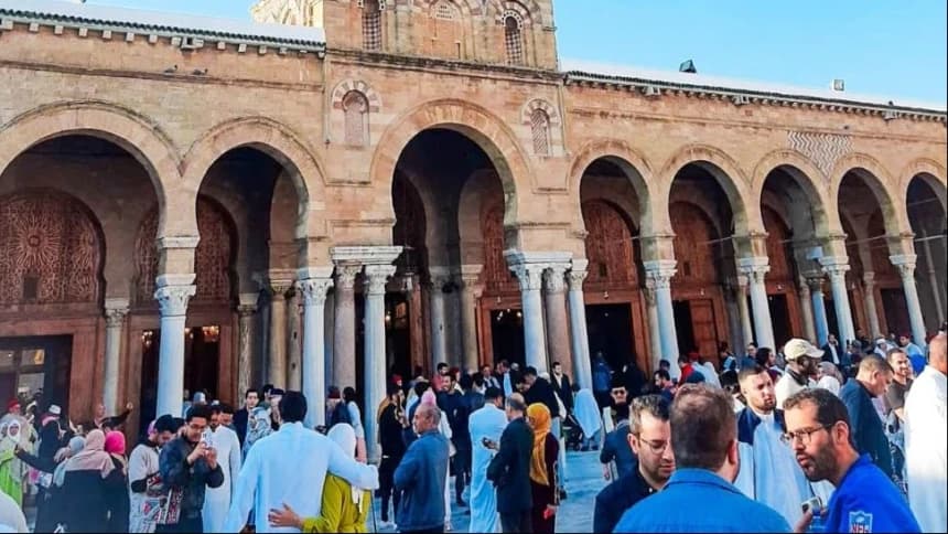 Lebaran di Tunisia