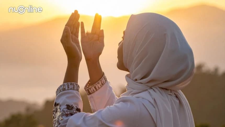 4 Amalan Ringan Tapi Bernilai Pahala pada Malam Nisfu Sya’ban