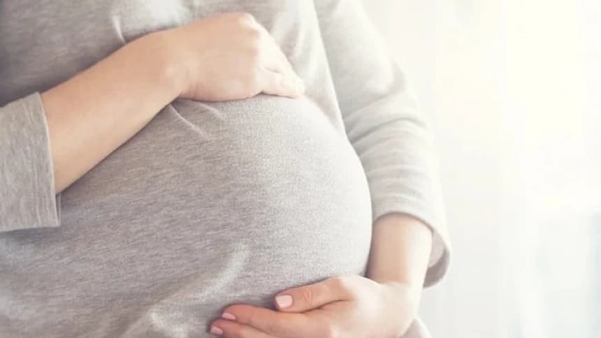 Meluruskan Mitos Air Ketuban Keruh karena Konsumsi Cumi-Cumi