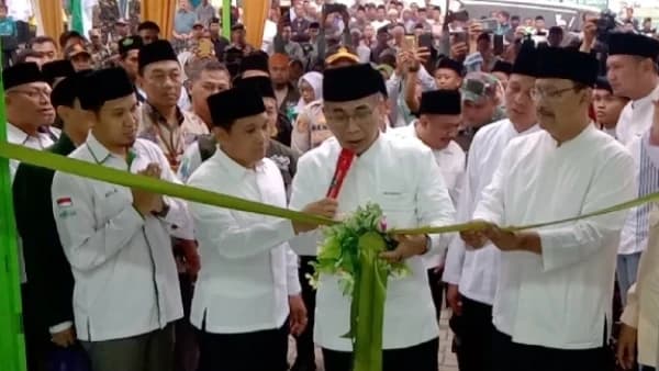 Resmikan Toko NU, Gus Yahya: NU Dituntut Selalu Hadir Berikan Maslahat untuk Warga