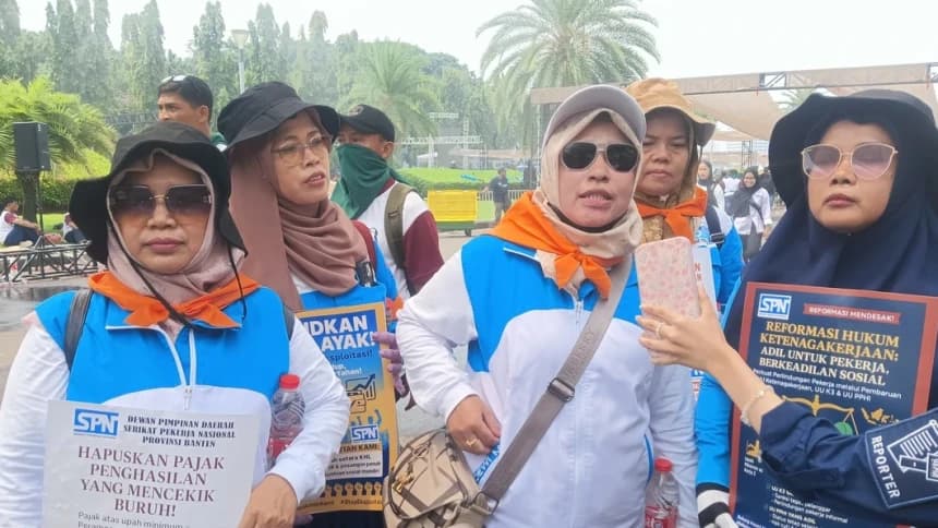 Bekerja dengan Risiko Tinggi, Tenaga Kerja Informal Tak Dilindungi Jaminan Sosial