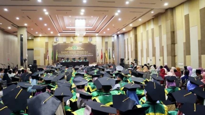 Wisuda Unugha Cilacap, Alumni Didorong Optimistis Dakwahkan Ilmunya