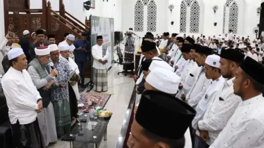 Mustasyar PBNU Al-Mursyid Abu MUDI Lantik Pengurus Tastafi Pidie Jaya